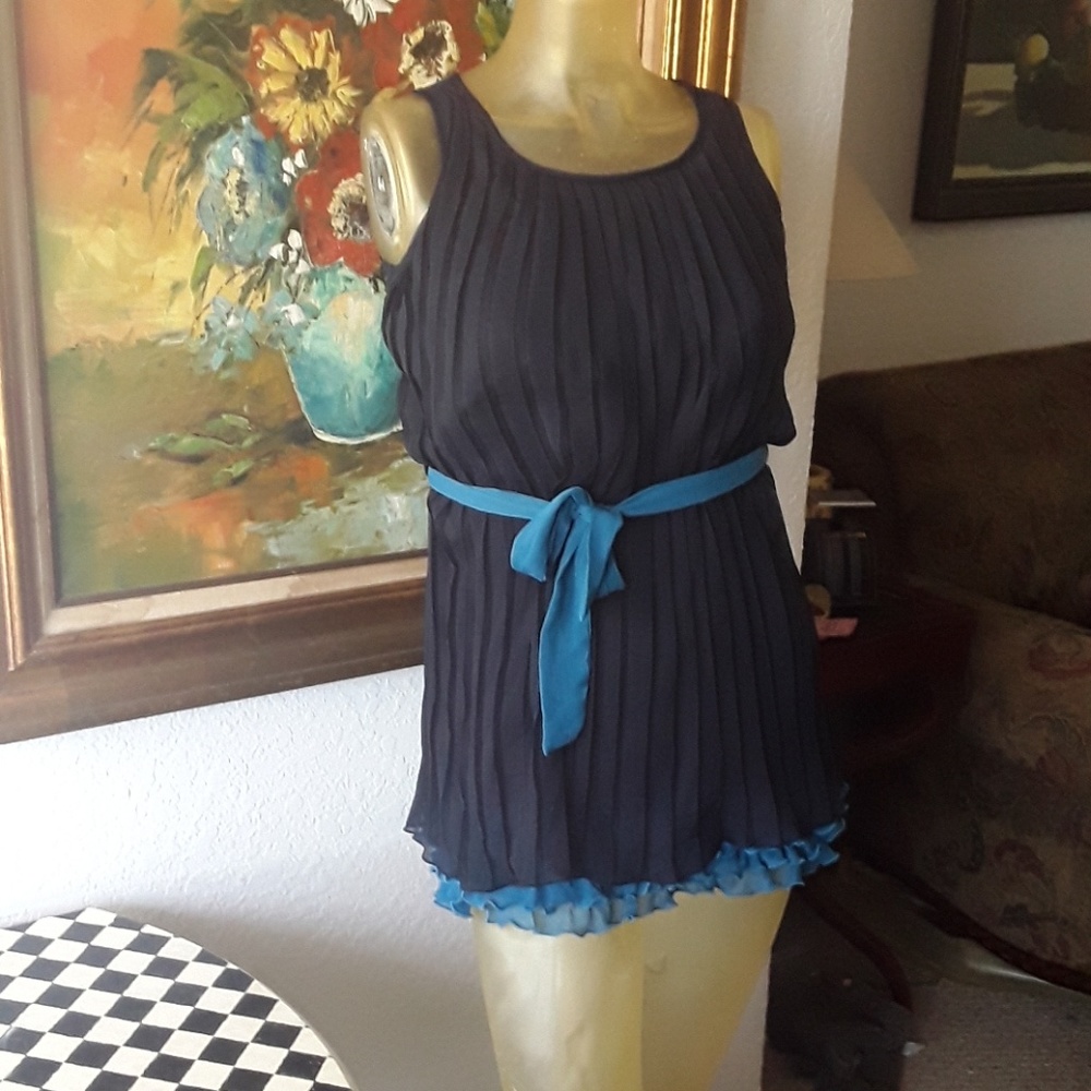 Paper Doll top sz 4